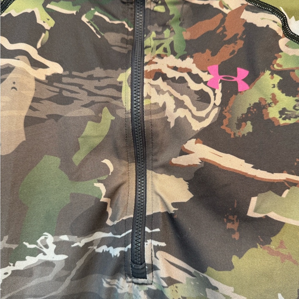 Under Armour UA Tech Camo Fade 1/4 Zip Long Sleeve Shirt - Picture 3 of 4